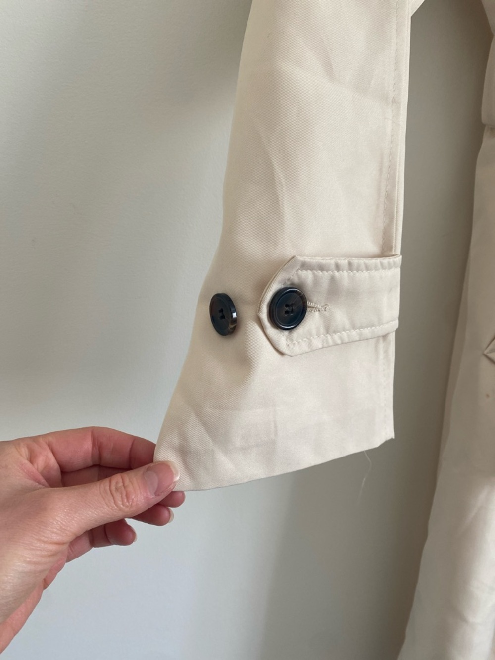 NWOT Minimal Belted Trench Coat | Size Small - Picture 7 of 10